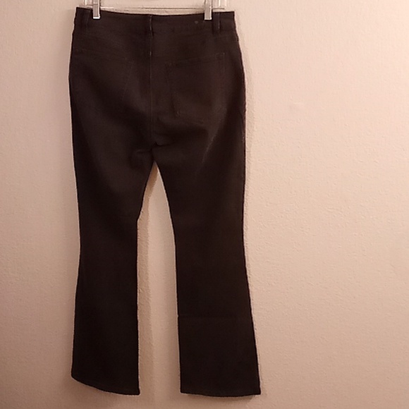 CABI Jeans curvy slim boot Size 10 Black Color B6 - Picture 2 of 9